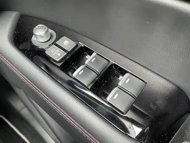 マツダ ＣＸ－５ XD スポーツアピアランス 千葉県 2022(令4)年 0.8万km スノーフレイクホワイトパールマイカ 純正メモリナビ/(フルセグTV/BT/FM/AM)/全周囲カメラ/BOSEサウンド/ワイヤレス充電/衝突被害軽減システム/車線逸脱警報/クルーズコントロール/レザーシート/横滑り防止装置/ETC/ドライブレコーダー/アイドリングストップ/LEDヘッドライト/オートライト/ウィンカーミラー/電動格納ミラー/純正19インチAW/シートヒーター/シートリフター/ステアリングヒーター/メモリー機能付きパワーシート/プッシュスタート/スマートキー/フロアマット/ドアバイザー/スペアキー/取扱説明書/保証書