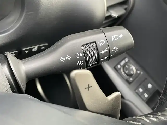 レクサス ＮＸ 300h Iパッケージ 石川県 2019(平31)年 4万km ソニッククォーツ ワンオーナー/４WD/純正ナビ/Bluetooth/CD/DVD/TV/360°カメラ/ETC/電動リアゲート/前後ドライブレコーダー/純正フロアマット/前席パワーシート/レザーシート/前席シートヒーター/純正17インチAW/前後コーナーセンサー/LEDオートライト/ハンドルヒーター/ブライドインスポットモニター/パドルシフト/電格ミラー/スペアキー（カードキー有）/プッシュスタート/保証書/取扱説明書