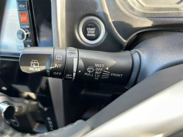 日産 デイズ ハイウェイスターG 岐阜県 2013(平25)年 5.4万km クールシルバー 登録時走行距離53500km/純正ナビ/全方位カメラ/フルセグテレビ/Blue ooth/CD/DVD/AUX/USB/SDミュージックサーバ/ＥＴＣ/ドライブレコーダー前後/ＬＥＤヘッドライト/オートライト/エアバッグ運転席・助手席+サイド/スマートキー/スペアキー１本/アイドリングストップ/純正１５アルミホイール/布系シート/ベンチシート/フルフラットシート/純正フロアマット/ドアバイザー/ウィンカーミラー