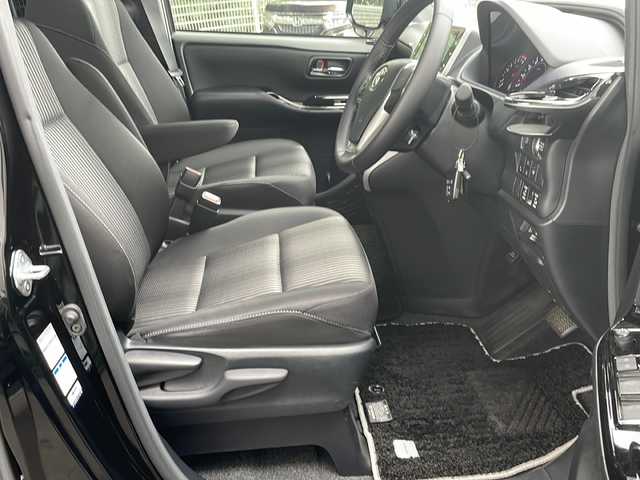 トヨタ ヴォクシー ZS 煌Ⅱ 長野県 2020(令2)年 4.7万km ブラック ４WD/モデリスタエアロ/純正１０型ナビフルセグTV/バックカメラ/ETC2.0/ドライブレコーダー/WORK１９インチアルミ/純正アルミ夏タイヤ積込/車高調（純正サス積込）/社外グリル(純正グリル積込)/社外テールライト(純正テールライト積込)/トヨタセーフティセンス
