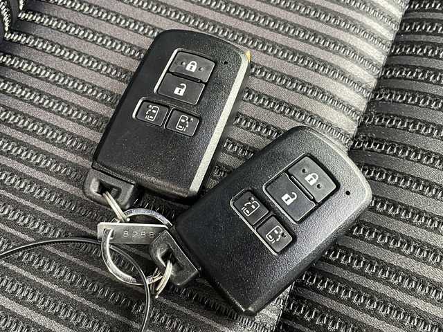 トヨタ ヴォクシー ZS 煌Ⅱ 長野県 2020(令2)年 4.7万km ブラック ４WD/モデリスタエアロ/純正１０型ナビフルセグTV/バックカメラ/ETC2.0/ドライブレコーダー/WORK１９インチアルミ/純正アルミ夏タイヤ積込/車高調（純正サス積込）/社外グリル(純正グリル積込)/社外テールライト(純正テールライト積込)/トヨタセーフティセンス