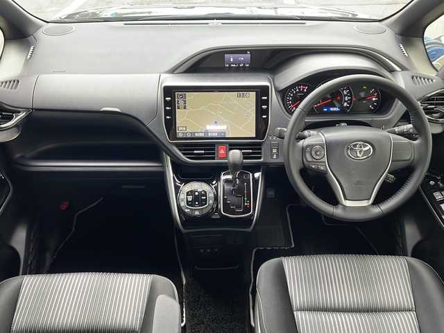 トヨタ ヴォクシー ZS 煌Ⅱ 長野県 2020(令2)年 4.7万km ブラック ４WD/モデリスタエアロ/純正１０型ナビフルセグTV/バックカメラ/ETC2.0/ドライブレコーダー/WORK１９インチアルミ/純正アルミ夏タイヤ積込/車高調（純正サス積込）/社外グリル(純正グリル積込)/社外テールライト(純正テールライト積込)/トヨタセーフティセンス
