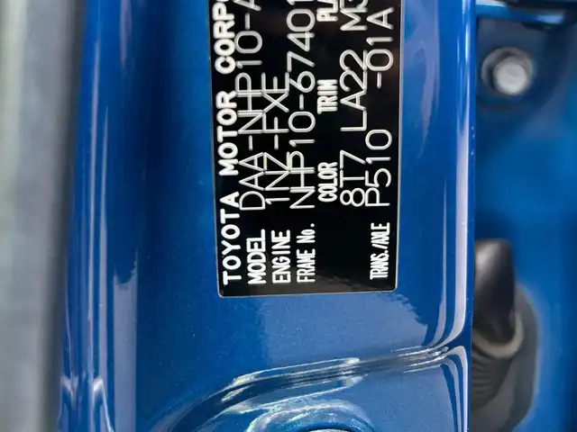 トヨタ アクア G ブラックソフトレザーセレ 愛知県 2018(平30)年 3.8万km コバルトブルーメタリック 社外ＳＤナビ（パナソニック製ＣＮ－ＲＸ０４ＷＤ）　/Ｂカメラ　/ＤＴＶ　/ＢＴ　/ＥＴＣ　/ＣＤ／ＤＶＤ　/ナノイー　/純正フロアマット　/ドアバイザー　/ブルーレイ再生　/前席シートヒーター　/ＬＥＤヘッドライト