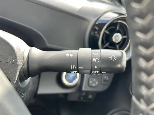 トヨタ アクア G ブラックソフトレザーセレ 愛知県 2018(平30)年 3.8万km コバルトブルーメタリック 社外ＳＤナビ（パナソニック製ＣＮ－ＲＸ０４ＷＤ）　/Ｂカメラ　/ＤＴＶ　/ＢＴ　/ＥＴＣ　/ＣＤ／ＤＶＤ　/ナノイー　/純正フロアマット　/ドアバイザー　/ブルーレイ再生　/前席シートヒーター　/ＬＥＤヘッドライト
