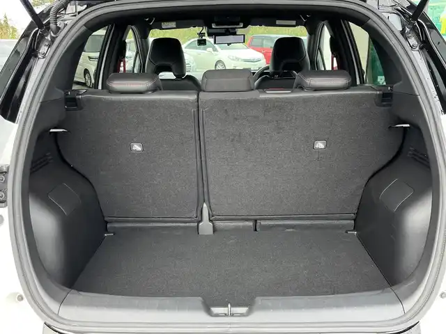 日産 オーラ ニスモ 奈良県 2024(令6)年 1.6万km ピュアホワイトパール / スーパーブラック 2トーン 純正9インチナビ/（フルセグ/BT/AppleCarPlay)/プロパイロット/レーダークルーズコントロール/アラウンドビューモニター/前後コーナーセンサー/ブラインドスポットモニター/衝突軽減システム/レーンキープアシスト/ハーフレザーシート/ワイヤレス充電/デジタルインナーミラー/ETC2.0/前後ドライブレコーダー（ZDR-017）/純正17インチAW