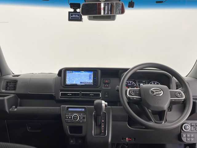ダイハツ アトレー バン RS 長野県 2023(令5)年 1.6万km トニコオレンジメタリック 4WD/社外メモリナビ&フルセグTV&CD&DVD&BT/クルーズコントロール/車線逸脱警報/衝突軽減ブレーキ/後方コーナーセンサー/アイドリングストップ/社外前方ドライブレコーダー/両側パワースライドドア/ステアリングスイッチ/バックカメラ/ビルトインETC/LEDヘッドライト/オートライト/フロントフォグランプ/電動格納ミラー/ウィンカーミラー/純正ホイールキャップ装着/社外フロアマット/社外ドアバイザー/プッシュスタート/スマートキー