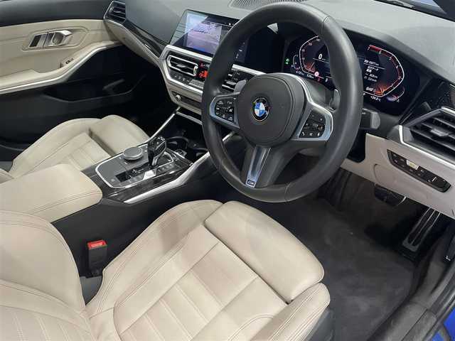 ＢＭＷ ３２０ｉ Mスポーツ 群馬県 2020(令2)年 3.6万km 青Ｍ ワンオーナー/ハイラインパッケージ/ACC/全方位カメラ/AppleCarPlay/Androidauto/コンフォートアクセス/パーキングアシスト/純正HDDナビ/白革シート/LEDライト/電動リヤゲート/ETC2.0