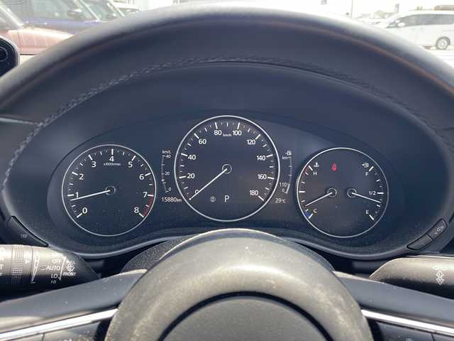 マツダ マツダ３ファストバック 15S ツーリング 愛知県 2022(令4)年 1.6万km ソウルレッドクリスタルM 衝突軽減システム/純正SDナビ/全方位カメラ/レーダークルーズコントロール/フルセグ/CD/DVD/Bluetooth/バックカメラ/ヘッドアップディスプレイ/コーナーセンサー/純正アルミホイール/ブラインドスポットモニター/LEDヘッドライト/オートマチックハイビーム/ドライブレコーダー/ETC/ステアリングスイッチ/スマートキー/プッシュスタート