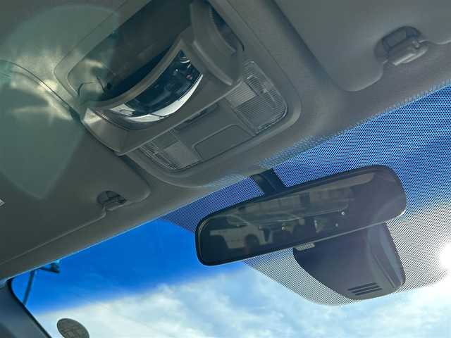 ホンダ ステップワゴン G ホンダセンシング 岡山県 2016(平28)年 12.9万km ホワイトオーキッドパール 純正7型ナビ　VXM-175VFi/フルセグTV、CD、DVD、Bluetooth、AM、FM/バックカメラ/純正フリップダウンモニター/片側パワースライドドア/わくわくゲート/ホンダセンシング/・衝突軽減ブレーキ/・アダブティブクルーズコントロール/・車線維持支援システム/・路外逸脱抑制機能/・誤発進抑制機能/・先行車発進お知らせ機能/・標識認識機能/ビルトインETC