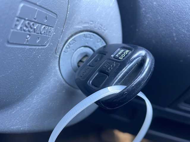 トヨタ シエンタ X LTD 新潟県 2008(平20)年 11.7万km グレーメタリック ワンオーナー/純正HDDナビ:NHDT-W58/冬タイヤ積載/ドアバイザー/保証書