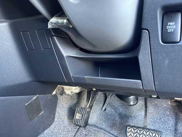 トヨタ シエンタ X LTD 新潟県 2008(平20)年 11.7万km グレーメタリック ワンオーナー/純正HDDナビ:NHDT-W58/冬タイヤ積載/ドアバイザー/保証書