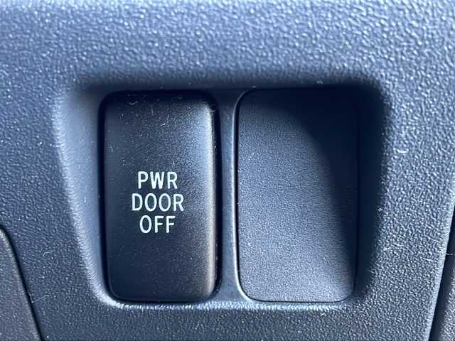 トヨタ シエンタ X LTD 新潟県 2008(平20)年 11.7万km グレーメタリック ワンオーナー/純正HDDナビ:NHDT-W58/冬タイヤ積載/ドアバイザー/保証書