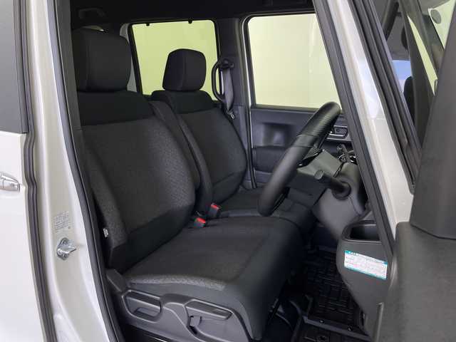 ホンダ Ｎ ＢＯＸ カスタム 鹿児島県 2023(令5)年 2.9万km プラチナホワイトパール 社外ナビ/・Bluetooth/・CD/・フルセグ/・DVD/両側パワースライドドア/ホンダセンシング/・渋滞追従機能付アダプティブクルーズコントロール/・衝突軽減ブレーキ/・歩行者事故低減ステアリング/・標識認識機能/・車線維持支援システム/・オートハイビーム/・後方誤発進抑制機能/・パーキングセンサーシステム/・先行車発進お知らせ機能/・路外逸脱抑制機能/・誤発進抑制機能/・近距離衝突軽減ブレーキ/純正ラバーマット/電子パーキングブレーキ/オートホールド/LEDヘッドライト/シートヒーター/リアサンシェード