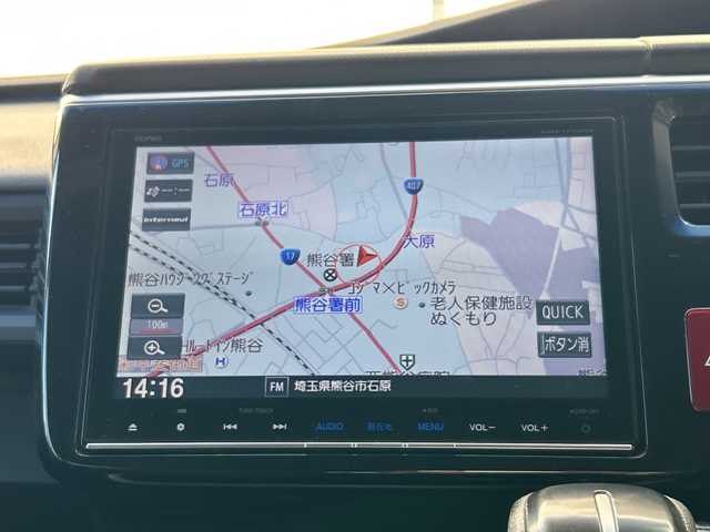 ホンダ ステップワゴン スパーダ クールスピリット 埼玉県 2017(平29)年 10.9万km ホワイトオーキッドパール 純正ナビ　/フルセグ/DVD/CD/BT/USB/HDMI/ビルトインＥＴＣ　/両側パワースライドドア　/ＡＣＣ　/パドルシフト　/前席シートヒーター　/横滑り防止　/衝突軽減システム　/レーンキープアシスト　/アイドリングストップ/後席テーブル/スマートキー２本　/保証書　/取扱説明書