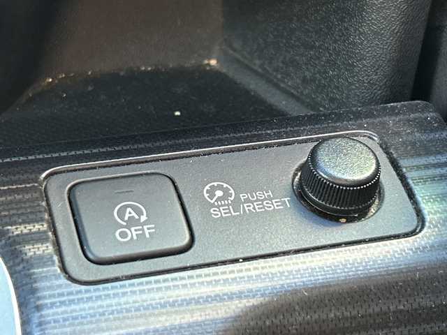 ホンダ ステップワゴン スパーダ クールスピリット 埼玉県 2017(平29)年 10.9万km ホワイトオーキッドパール 純正ナビ　/フルセグ/DVD/CD/BT/USB/HDMI/ビルトインＥＴＣ　/両側パワースライドドア　/ＡＣＣ　/パドルシフト　/前席シートヒーター　/横滑り防止　/衝突軽減システム　/レーンキープアシスト　/アイドリングストップ/後席テーブル/スマートキー２本　/保証書　/取扱説明書