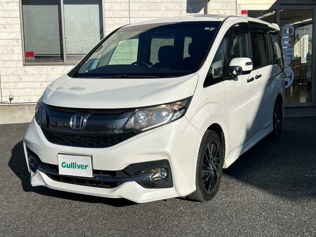 ホンダ ステップワゴン スパーダ クールスピリット 埼玉県 2017(平29)年 10.9万km ホワイトオーキッドパール 純正ナビ　/フルセグ/DVD/CD/BT/USB/HDMI/ビルトインＥＴＣ　/両側パワースライドドア　/ＡＣＣ　/パドルシフト　/前席シートヒーター　/横滑り防止　/衝突軽減システム　/レーンキープアシスト　/アイドリングストップ/後席テーブル/スマートキー２本　/保証書　/取扱説明書