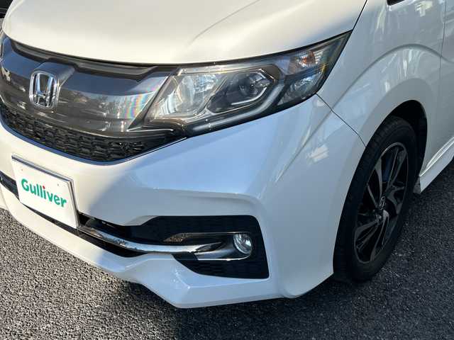 ホンダ ステップワゴン スパーダ クールスピリット 埼玉県 2017(平29)年 10.9万km ホワイトオーキッドパール 純正ナビ　/フルセグ/DVD/CD/BT/USB/HDMI/ビルトインＥＴＣ　/両側パワースライドドア　/ＡＣＣ　/パドルシフト　/前席シートヒーター　/横滑り防止　/衝突軽減システム　/レーンキープアシスト　/アイドリングストップ/後席テーブル/スマートキー２本　/保証書　/取扱説明書