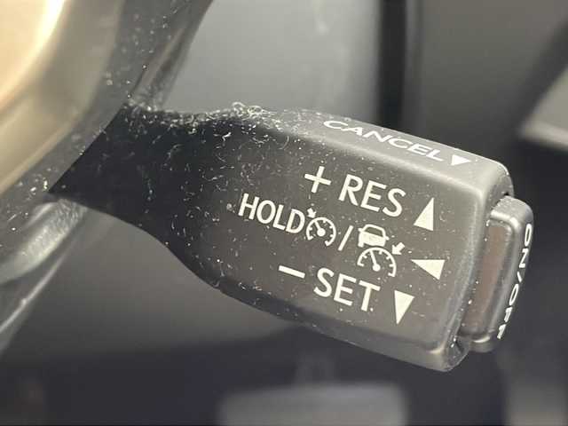 レクサス ＣＴ 200h バージョンC 沖縄県 2021(令3)年 4.5万km ソニッククォーツ 純正ナビ　/　(フルセグＴＶ　DVD　Ｂｌｕｅｔｏｏｔｈ　USB)　/バックカメラ　　/ＥＴＣ/前席パワーシート　/前席シートヒーター　/ハーフレザーシート　/クルーズコントロール　/レーンキープアシスト/ステアリングスイッチ/プッシュスタート　/スマートキー　/オートライト/ＬＥＤヘッドライト/クリアランスソナー/ドアバイザー/純正フロアマット/純正16インチアルミホイール