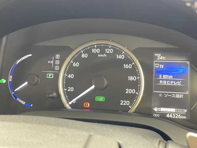 レクサス ＣＴ 200h バージョンC 沖縄県 2021(令3)年 4.5万km ソニッククォーツ 純正ナビ　/　(フルセグＴＶ　DVD　Ｂｌｕｅｔｏｏｔｈ　USB)　/バックカメラ　　/ＥＴＣ/前席パワーシート　/前席シートヒーター　/ハーフレザーシート　/クルーズコントロール　/レーンキープアシスト/ステアリングスイッチ/プッシュスタート　/スマートキー　/オートライト/ＬＥＤヘッドライト/クリアランスソナー/ドアバイザー/純正フロアマット/純正16インチアルミホイール