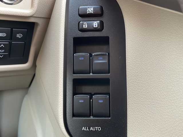 トヨタ ランドクルーザー プラド TX Lパッケージ マットブラED 広島県 2023(令5)年 7.8万km ホワイトパールクリスタルシャイン 禁煙/純正9型ナビ/アラウンドビューモニター/レーダークルーズコントロール/シートベンチレーション/シートヒーター/サンルーフ/前後コーナーセンサー/社外デジタルインナーミラー/ブラインドスポットモニター/ルーフレール/ラジアルタイヤ4本