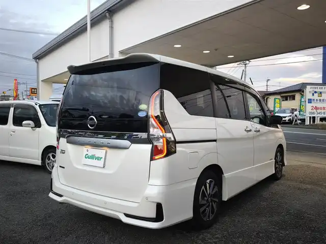 日産 セレナ ハイウェイスター V 熊本県 2019(令1)年 5.6万km ブリリアントホワイトパール 純正10インチナビ/【フルセグTV/Bluetooth/HDMI/CD/DVD】/アラウンドビューモニター/フリップダウンモニター/両側パワースライドドア/プロパイロット/ステアリングスイッチ/パーキングアシスト/コーナーセンサー/電子パーキング/オートホールド/アイドリングストップ/純正16インチアルミホイール/前後ドライブレコーダー/ETC/純正フロアマット/スペアキー/取扱説明書