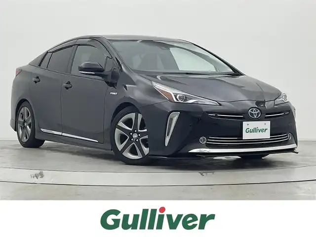 トヨタ プリウス A ツーリングセレクション 宮城県 2019(平31)年 3.7万km アティチュードブラックマイカ 純正ナビ(CD/DVD/BT/フルセグTV/HDMI)/ＴＲＤエアロ(F/S/R)　/RSRダウンサス /バックカメラ/前後コーナーセンサー/トヨタセーフティセンス　/　・レーダークルーズコントロール/　・ブラインドスポットモニター　/　・レーントレーシングアシスト　/　・パーキングサポートブレーキ　/　・プリクラッシュセーフティ　/　・ふらつき警報　/　・ヘッドアップディスプレイ/　・横滑り防止装置　　　/　・オートハイビーム　/オートライト/LEDライト/フォグランプ/純正アルミホイール/サイドバイザ/前席シートヒーター　/運転席パワーシート/レザーシート/レザーステアリング/ステアリングスイッチ/ビルトインETC/純正フロアマット/プッシュスタート/スマートキー/スペアキー