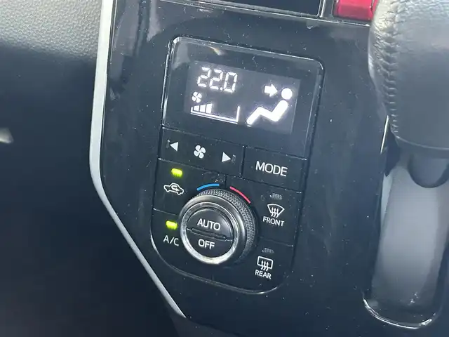 トヨタ ルーミー カスタムG 静岡県 2019(令1)年 3.9万km ブラックマイカメタリック スマートアシスト/純正オーディオ/ＡＵＸ/クルーズコントロール/両側電動スライド/パーキングセンサー/アイドリングストップ/オートライト/オートハイビーム/ＬＥＤヘッドライト/フォグランプ/スマートキー/プッシュスタート/純正14AW