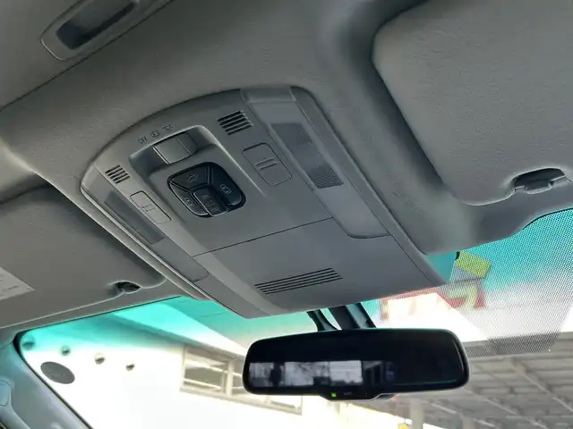 トヨタ ヴェルファイア ハイブリット ZR Gエディション 道東・釧路十勝 2012(平24)年 11.1万km ホワイトパールクリスタルシャイン 4WD/純正ナビ/（CD/DVD/BT）/フルセグTV/バックカメラ/フリップダウンモニター/サンルーフ/両側パワースライドドア/電動リアゲート/クルーズコントロール/パワーシート(全席)/ヒートシーター（前席）/メモリシート/オットマン/レーダー探知機/電動格納ミラー/ウィンカーミラー/100V電源/スマートキー/スペアキー/社外エンジンスターター/ステアリングスイッチ/ビルトインETC/前後コーナーセンサー/横滑り防止装置/AFS/衝突軽減