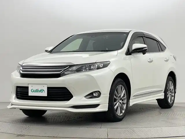 トヨタ ハリアー プレミアム 新潟県 2017(平29)年 2.4万km ホワイトパールクリスタルシャイン レーンキープアシスト/純正エアロ/純正ナビ/　（フルセグTV/BT/CD/DVD/AM/FM）/バックカメラ/パワーバックドア/クルーズコントロール/LEDオートライト/革シート/パワーシート/シートメモリー/純正18インチアルミホイール/ステアリングスイッチ/アイドリングストップ/スマートキー/ビルトインETC