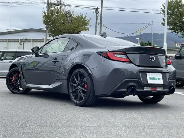 トヨタ ＧＲ８６ RZ 長野県 2024(令6)年 2万km マグネタイトグレーメタリック トヨタセーフティセンス/パイオニアメモリナビ（AVIC-RW812）/FM・AM・DVD・CD・フルセグテレビ/Bluetooth Audio/バックカメラ/純正18インチアルミホイール/レーダークルーズコントロール/前後ドライブレコーダー/ステアリングスイッチ/コーナーセンサー/シートヒーター/ミラーヒーター/柿本マフラー/純正マフラー車載/LEDヘッドライト/オートライト/プッシュスタート/スマートキー/ETC/取扱説明書/保証書