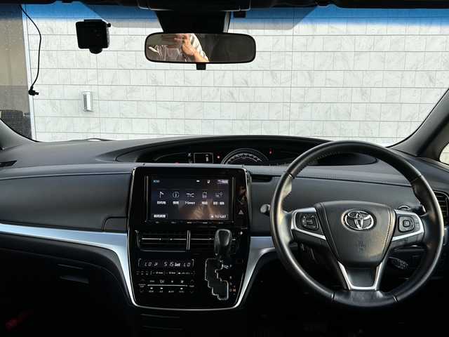 トヨタ エスティマ アエラス 長野県 2016(平28)年 7.6万km ブラック/アイスチタニウムマイカメタリック 2トーン ・純正9インチSDナビゲーション/CD DVD フルセグTV Bluetooth/・バックカメラ/・ビルトインETC/・トヨタセーフティセンス/・レーンキープアシスト/・オートマチックハイビーム/・クルーズコントロール/・両側パワースライドドア/・社外フリップダウンモニター/・純正18インチアルミホイール/・ドライブレコーダー/・ステアリングリモコン/・LEDヘッドライト/・ウィンカーミラー/・電動格納ミラー/・スマートキー/・エンジンプッシュスタート