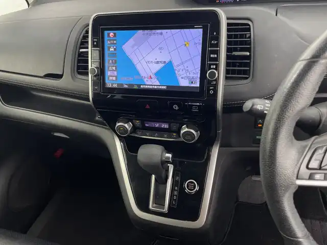 日産 セレナ ハイウェイスターVセレクションⅡ 鹿児島県 2018(平30)年 7.8万km ブリリアントホワイトパール ワンオーナー/純正ナビ/（CD/DVD/BT/フルセグTV）/純正フリップダウンモニター/両側パワースライドドア/アラウンドビューモニター/クルーズコントロール/エマージェンシーブレーキ/レーンディパーチャーアシスト/革調シートカバー/後席サンシェード/純正フロアマット/純正アルミホイール/取説、保証書