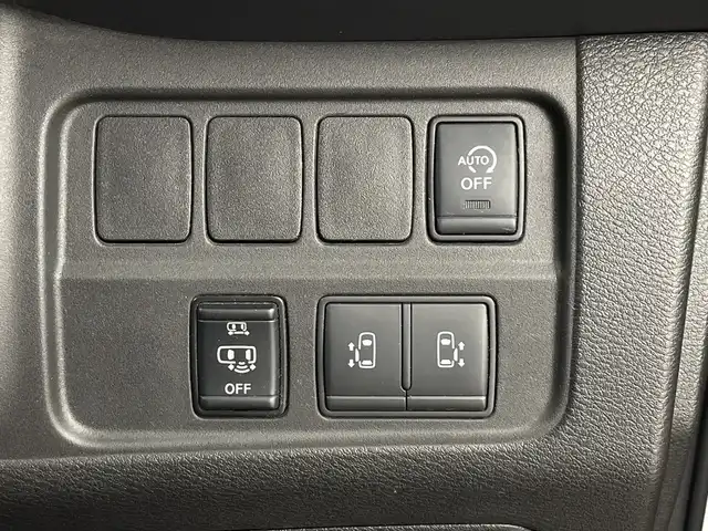 日産 セレナ ハイウェイスターVセレクションⅡ 鹿児島県 2018(平30)年 7.8万km ブリリアントホワイトパール ワンオーナー/純正ナビ/（CD/DVD/BT/フルセグTV）/純正フリップダウンモニター/両側パワースライドドア/アラウンドビューモニター/クルーズコントロール/エマージェンシーブレーキ/レーンディパーチャーアシスト/革調シートカバー/後席サンシェード/純正フロアマット/純正アルミホイール/取説、保証書