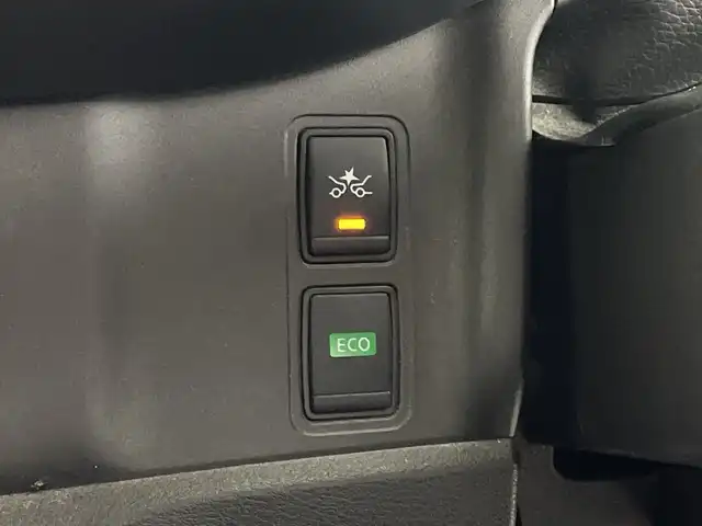 日産 セレナ ハイウェイスターVセレクションⅡ 鹿児島県 2018(平30)年 7.8万km ブリリアントホワイトパール ワンオーナー/純正ナビ/（CD/DVD/BT/フルセグTV）/純正フリップダウンモニター/両側パワースライドドア/アラウンドビューモニター/クルーズコントロール/エマージェンシーブレーキ/レーンディパーチャーアシスト/革調シートカバー/後席サンシェード/純正フロアマット/純正アルミホイール/取説、保証書