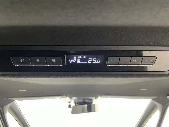 トヨタ ヴォクシー ハイブリッド S－Z 岡山県 2024(令6)年 0.8万km ホワイトパールクリスタルシャイン 純正１０．５インチナビ　ＧＲエアロ　衝突軽減ブレーキ　レーダークルーズコントロール　両側パワースライドドア　ビルトインＥＴＣ２．０　シートヒーター　ＬＥＤヘッドライト　バックカメラ　コーナーセンサー