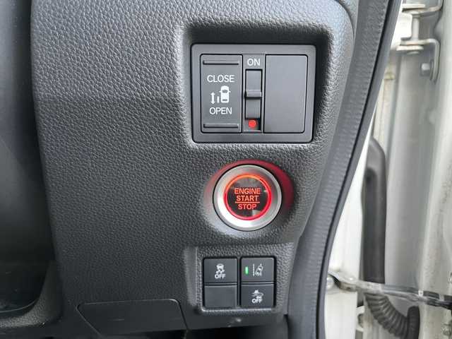 ホンダ Ｎ ＢＯＸ 宮城県 2019(令1)年 13.4万km プラチナホワイトパール (株)IDOMが運営する【じしゃロン仙台店】の自社ローン専用車両になりますこちらは現金またはオートローンご利用時の価格です。自社ローンご希望の方は別途その旨お申付け下さい/ホンダセンシング/LEDヘッドライト/左側パワスラ/バックカメラ