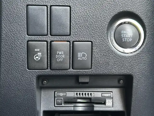 トヨタ アルファード S Cパッケージ 大阪府 2023(令5)年 3.2万km ブラック ワンオーナー/ツインムーンルーフ/モデリスタエアロキット/フロントシグネチャーイルミ/ブラインドスポットモニター/パーキングサポートブレーキ/デジタルインナーミラー/純正9インチデイスプレイオーディオ/・ナビキットあり/・AM/FM/BT/HDMI/Apple car Play/12/3インチ純正後席用モニター/バックカメラ/トヨタセーフティーセンス/・プリクラッシュセーフティー/・レーントレーシングアシスト/・レーダークルーズコントロール/・ロードサインアシスト/・アダプティブハイビームシステム/・オートマチックハイビーム/電動リアゲート/黒革シート/D席メモリ付きパワーシート/D/Nパワーシート/シートヒーター/ベンチレーション/ステアリングヒーター/電子パーキング/HOLD/ドラレコ前後（ZDR－035）/ユピテルレーダー探知機/ETC2.0/純正18インチアルミホイール/取扱説明書/保証書