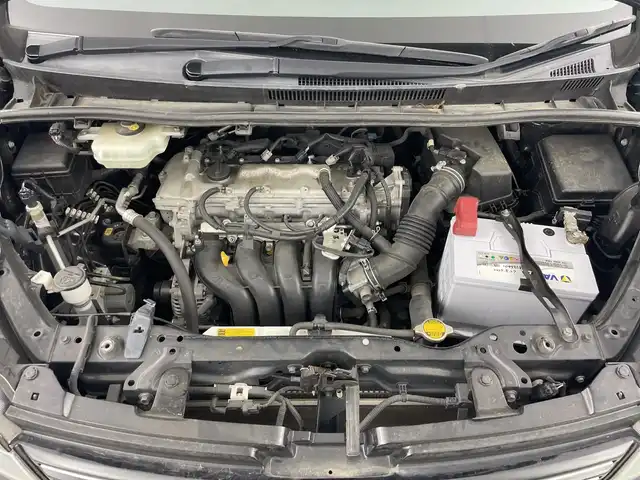 トヨタ ヴォクシー ZS 愛知県 2014(平26)年 10.6万km ブラック 純正7インチナビ/（CD/DVD/Bluetooth/ワンセグTV）/フリップダウンモニター/バックカメラ/シルクブレイズエアロ/ETC/ドライブレコーダー/両側パワースライドドア/18インチアルミホイール/社外シートカバー/プッシュスタート/スマートキー/オートエアコン/オートライト