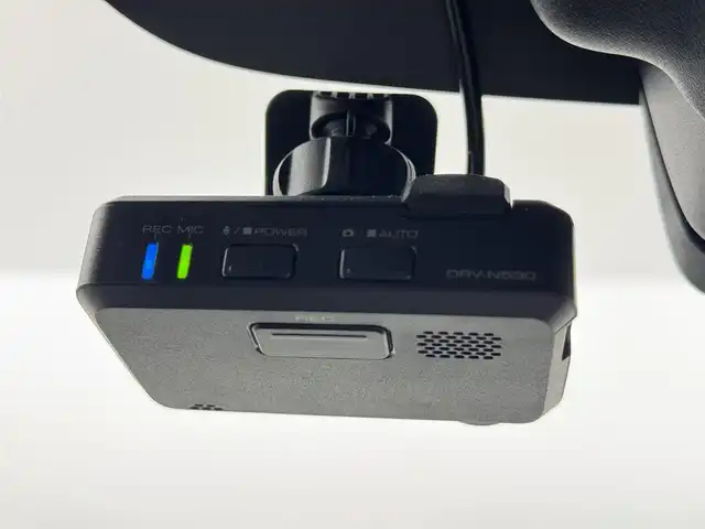 スズキ ソリオ バンディット HV MV Dカメラ ブレーキS 福岡県 2017(平29)年 1.4万km ピュアホワイトP 社外ナビ（フルセグＴＶ）　/バックカメラ　/前後ドライブレコーダー　/レーダー探知機　/クルーズコントロール　/衝突軽減ブレーキ　/レーンキープ　/シートヒーター　/両側電動スライドドア　/純正１５インチＡＷ　ＬＥＤ