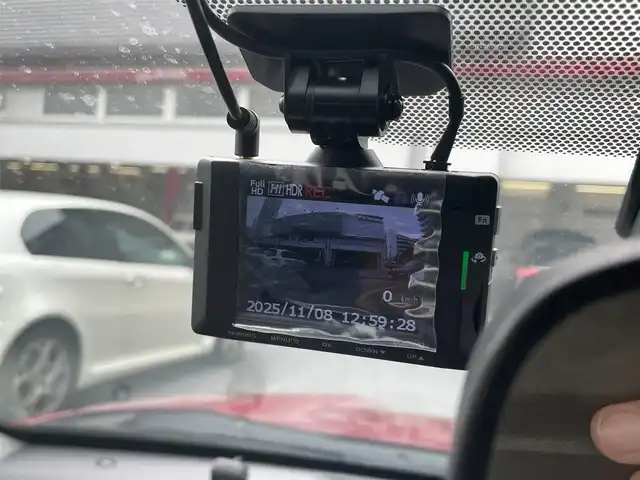 トヨタ ヤリスクロス ハイブリッド G 東京都 2020(令2)年 2.3万km ワインＭ ワンオーナー/純正HDDナビ/360度カメラ/前後ドライブレコーダー/ETC/オートライト