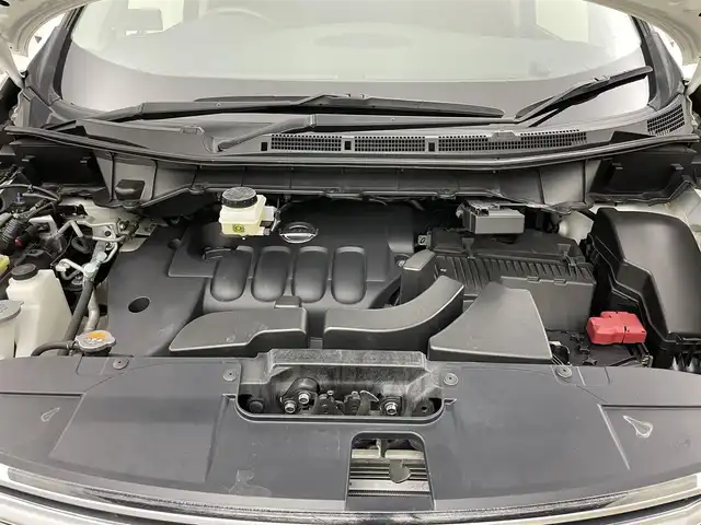 日産 エルグランド 250HWS S アーバンクロム 岡山県 2019(令1)年 7万km ブリリアントホワイトパール 純正10インチナビ /(CD/DVD/フルセグ/BT)/型式：MM519D-L/純正11インチフリップダウンモニター /両側電動スライド /レーダークルーズコントロール /LEDヘッドライト /フォグランプ/オートハイビーム/ビルトインETC /バックカメラ /衝突軽減ブレーキ/前後コーナーセンサー/純正ドライブレコーダー（前）/社外レーダー/社外ツィーター/純正フロアマット/純正アルミホイール/新車保証書/取扱説明書