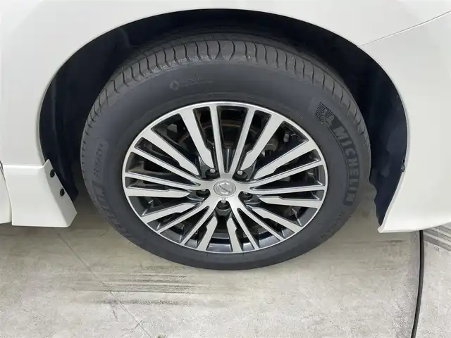 日産 エルグランド 250HWS S アーバンクロム 岡山県 2019(令1)年 7万km ブリリアントホワイトパール 純正10インチナビ /(CD/DVD/フルセグ/BT)/型式：MM519D-L/純正11インチフリップダウンモニター /両側電動スライド /レーダークルーズコントロール /LEDヘッドライト /フォグランプ/オートハイビーム/ビルトインETC /バックカメラ /衝突軽減ブレーキ/前後コーナーセンサー/純正ドライブレコーダー（前）/社外レーダー/社外ツィーター/純正フロアマット/純正アルミホイール/新車保証書/取扱説明書