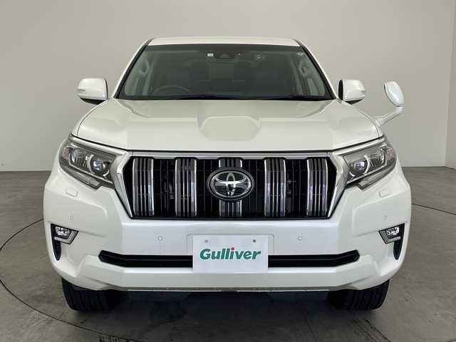 トヨタ ランドクルーザー プラド TX Lパッケージ 兵庫県 2020(令2)年 3.5万km ホワイトパールクリスタルシャイン ・純正ナビ/フルセグ/Ｂｌｕｅｔｏｏｔｈ/CD/DVD/・前後ドライブレコーダー/・レザーシート/・シートヒーター/・シートベンチレーション/・パワーシート/・トヨタセーフティセンス/・プリクラッシュセーフティ/・レーンディパーチャーアラート/・クリアランスソナー/・レーダークルーズコントロール/・ヘッドライトウォッシャー/・IDULUP/・ＬＥＤライト/・オートライト/・バックカメラ　/・スマートキー/・プッシュスタート/・ディーゼルターボ車/・純正ビルトインETC