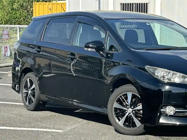 トヨタ ウィッシュ 1．8S 静岡県 2012(平24)年 12.6万km ブラック SDナビ（AM/FM/CD/DVD/TV/AUX/USB）/バックカメラ/ビルトインETC/パドルシフト