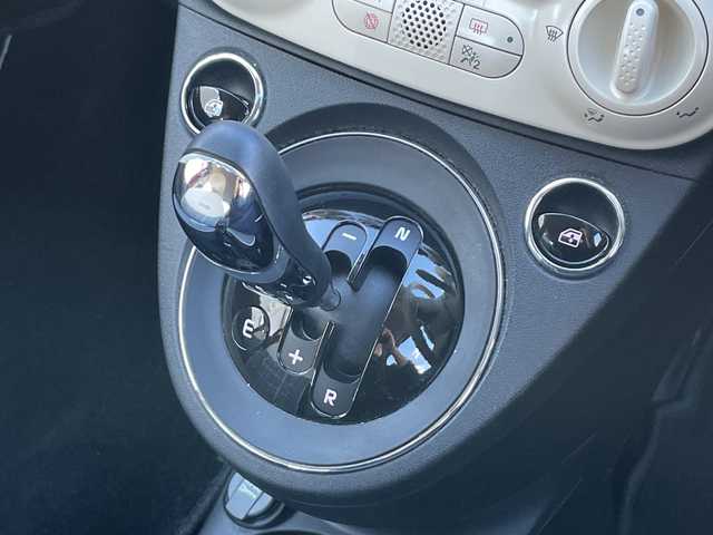 フィアット ５００ 1．2 ポップ 静岡県 2019(令1)年 4.8万km ロッソ・オフィチーナ Uコネクト（Bluetooth、USB）　/Cityモード　/ステアリングスイッチ　/革巻きステアリング　/グレンチェック柄シート/ETC　/リモコンキー　/スペアキー　/保証書　/取説