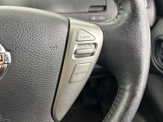 日産 セレナ ハイウェイスター 埼玉県 2011(平23)年 7万km ブリリアントホワイトパール 社外フリップダウンモニター/純正ナビ/　(Bluetooth/CD/DVD/iPod/USB/VTR/FM/AM)/フルセグテレビ/バックカメラ/ビルトインETC/両側パワースライドドア/クルーズコントロール/横滑り防止装置/オートキセノンライト/フォグランプ/プッシュスタート/ロールサンシェード/アイドリングストップ/社外フロアマット/純正16インチアルミホイール