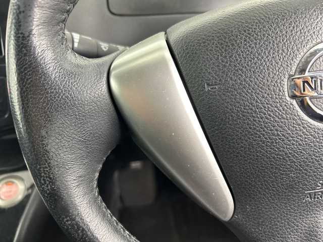 日産 セレナ ハイウェイスター 埼玉県 2011(平23)年 7万km ブリリアントホワイトパール 社外フリップダウンモニター/純正ナビ/　(Bluetooth/CD/DVD/iPod/USB/VTR/FM/AM)/フルセグテレビ/バックカメラ/ビルトインETC/両側パワースライドドア/クルーズコントロール/横滑り防止装置/オートキセノンライト/フォグランプ/プッシュスタート/ロールサンシェード/アイドリングストップ/社外フロアマット/純正16インチアルミホイール