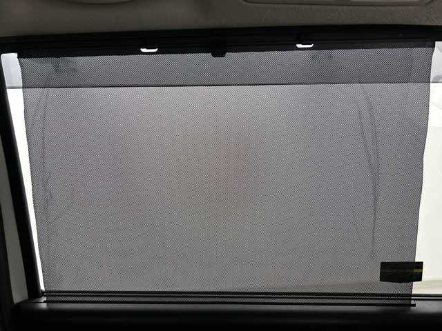 日産 セレナ ハイウェイスター 埼玉県 2011(平23)年 7万km ブリリアントホワイトパール 社外フリップダウンモニター/純正ナビ/　(Bluetooth/CD/DVD/iPod/USB/VTR/FM/AM)/フルセグテレビ/バックカメラ/ビルトインETC/両側パワースライドドア/クルーズコントロール/横滑り防止装置/オートキセノンライト/フォグランプ/プッシュスタート/ロールサンシェード/アイドリングストップ/社外フロアマット/純正16インチアルミホイール