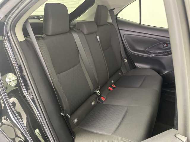 トヨタ ヤリスクロス G 愛知県 2021(令3)年 6.8万km ブラックマイカ 純正8インチディスプレイオーディオ/・Bluetooth/・フルセグテレビ/・スマートフォン接続/バックカメラ/衝突軽減ブレーキ/レーンキープアシスト/オートマチックハイビーム/前後コーナーセンサー/レーダークルーズコントロール/ビルトインETC/クリアランスソナー/電子パーキング/オートブレーキホールド