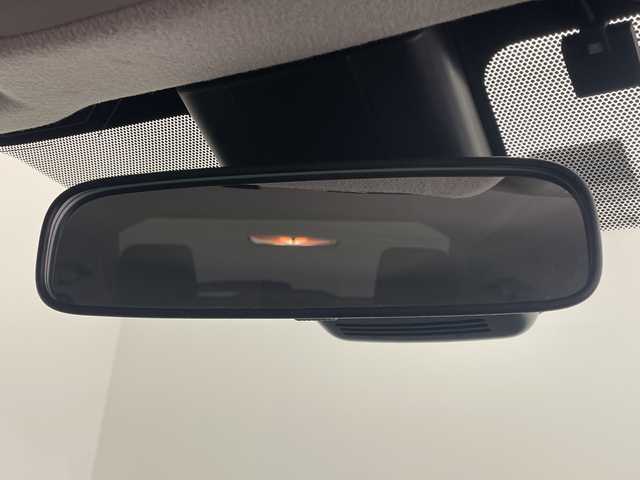 トヨタ ヤリスクロス G 愛知県 2021(令3)年 6.8万km ブラックマイカ 純正8インチディスプレイオーディオ/・Bluetooth/・フルセグテレビ/・スマートフォン接続/バックカメラ/衝突軽減ブレーキ/レーンキープアシスト/オートマチックハイビーム/前後コーナーセンサー/レーダークルーズコントロール/ビルトインETC/クリアランスソナー/電子パーキング/オートブレーキホールド